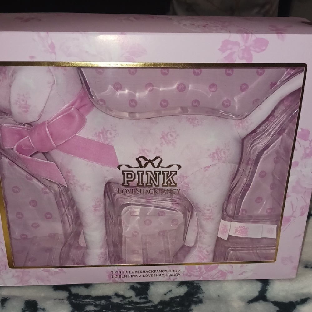 VS PINK x Loveshack Fancy Dog!